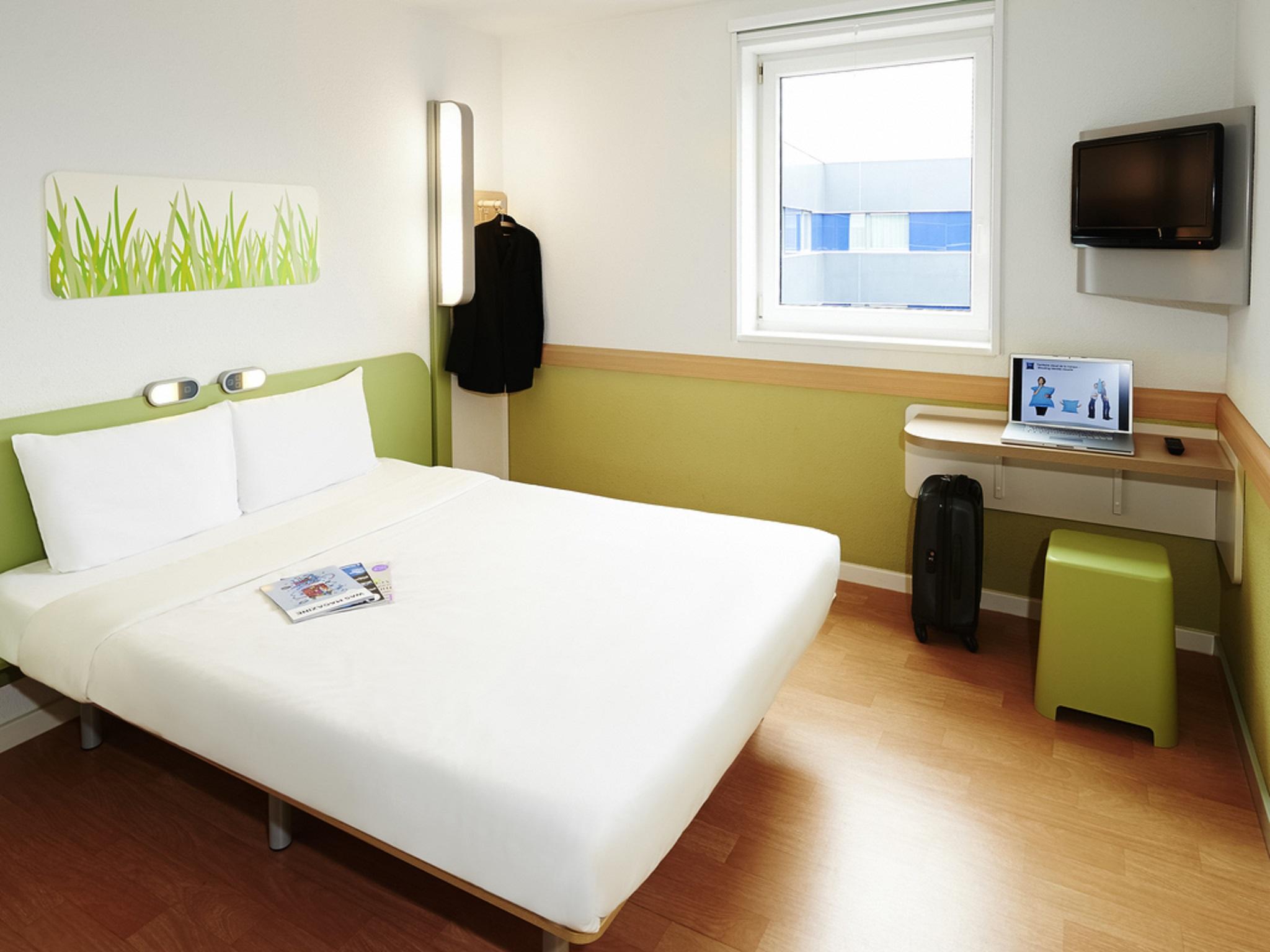 Ibis Budget Lérida Exterior foto