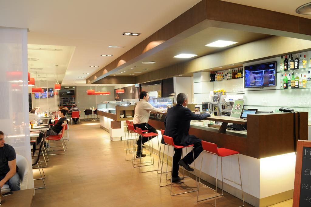 Ibis Budget Lérida Exterior foto